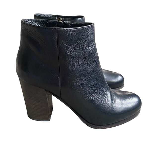Prada Ankle Boots Women 9.5 EU 39.5 Black Leather Zip Block Heel Made in Italy - Picture 1 of 12